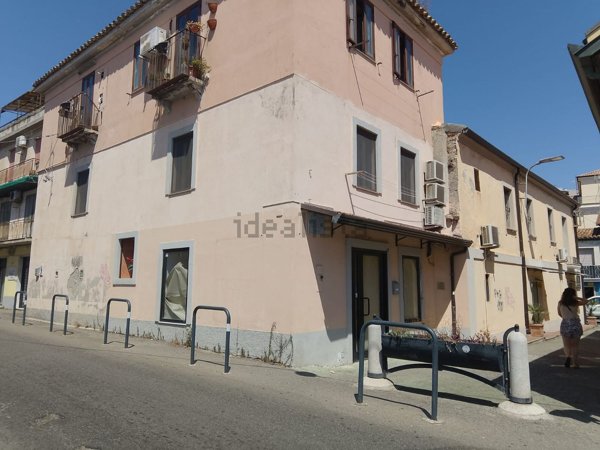 locale commerciale in affitto a Catanzaro in zona Catanzaro Lido