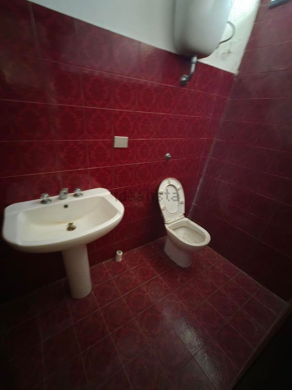 locale commerciale in affitto a Catanzaro