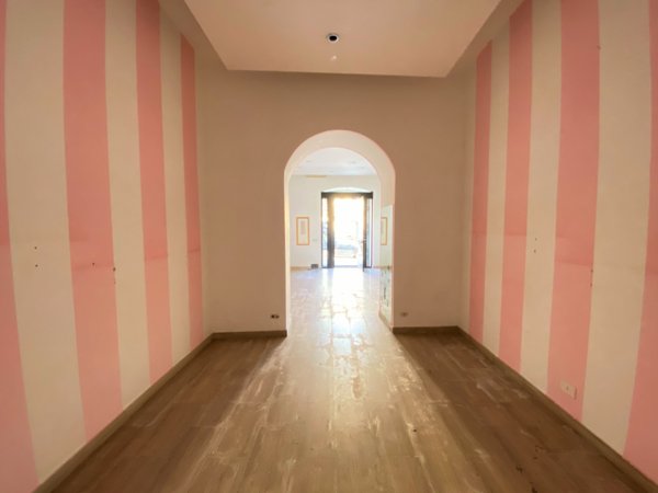 locale commerciale in affitto a Catanzaro in zona Centro Città