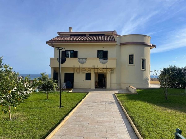 casa indipendente in affitto a Catanzaro in zona Catanzaro Lido