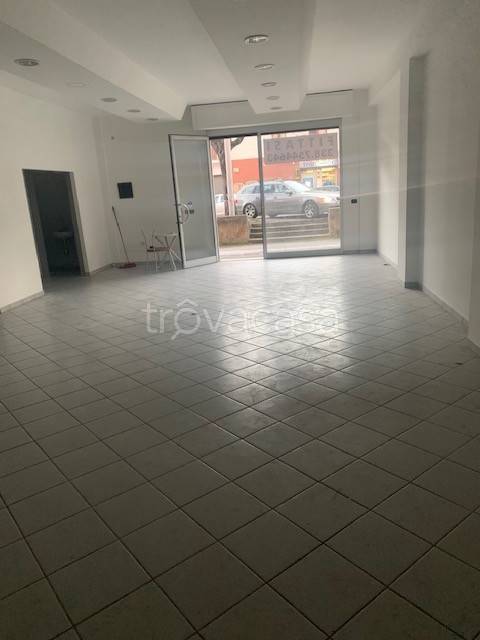 negozio in affitto a Catanzaro