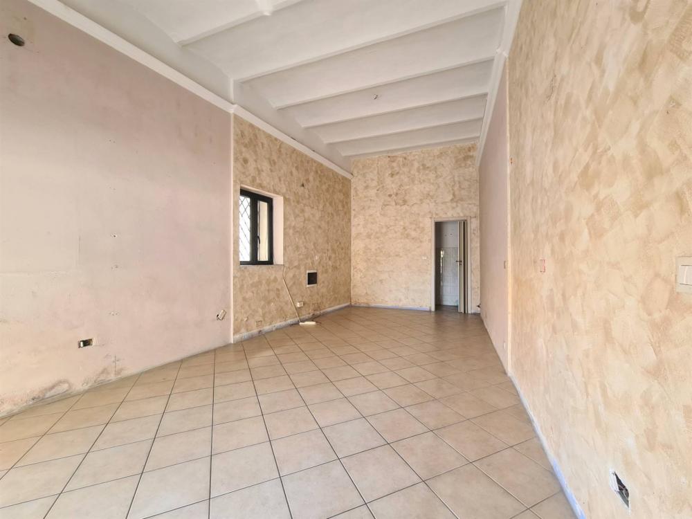 negozio in affitto a Catanzaro in zona Catanzaro Lido