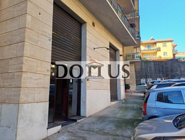 negozio in affitto a Catanzaro in zona Pontepiccolo