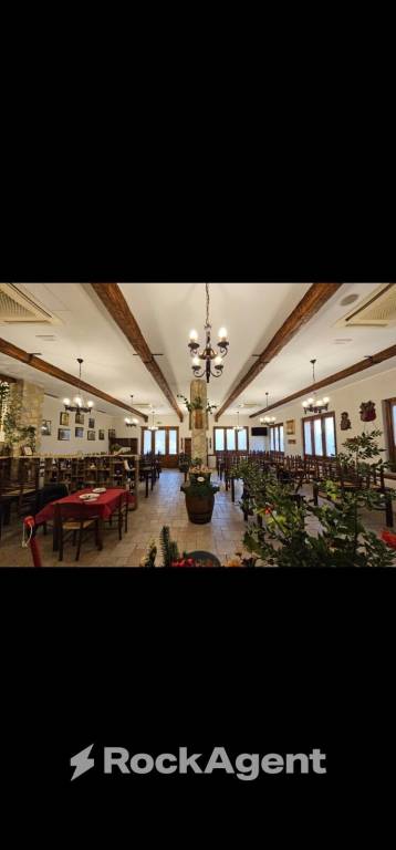 negozio in affitto a Catanzaro in zona Barone