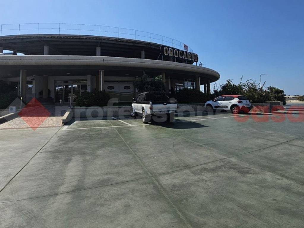 locale commerciale in affitto a Catanzaro in zona Catanzaro Lido