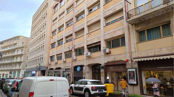 ufficio in affitto a Catanzaro in zona Centro Città