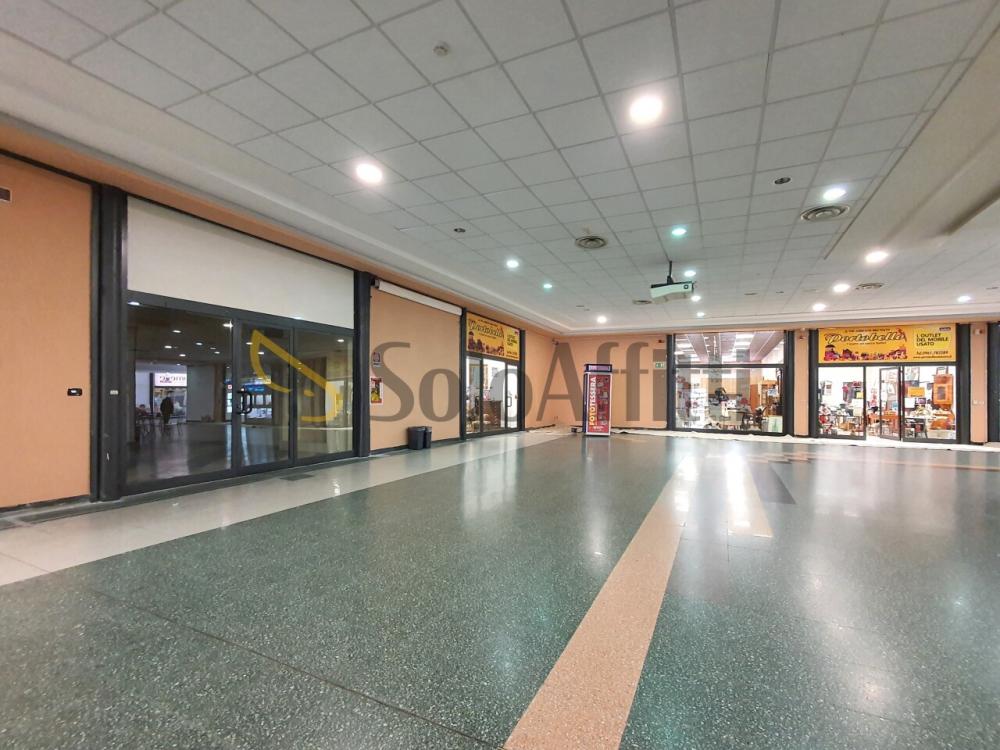 locale commerciale in affitto a Catanzaro in zona Catanzaro Lido