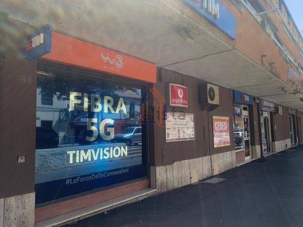 locale commerciale in affitto a Catanzaro in zona Santa Maria