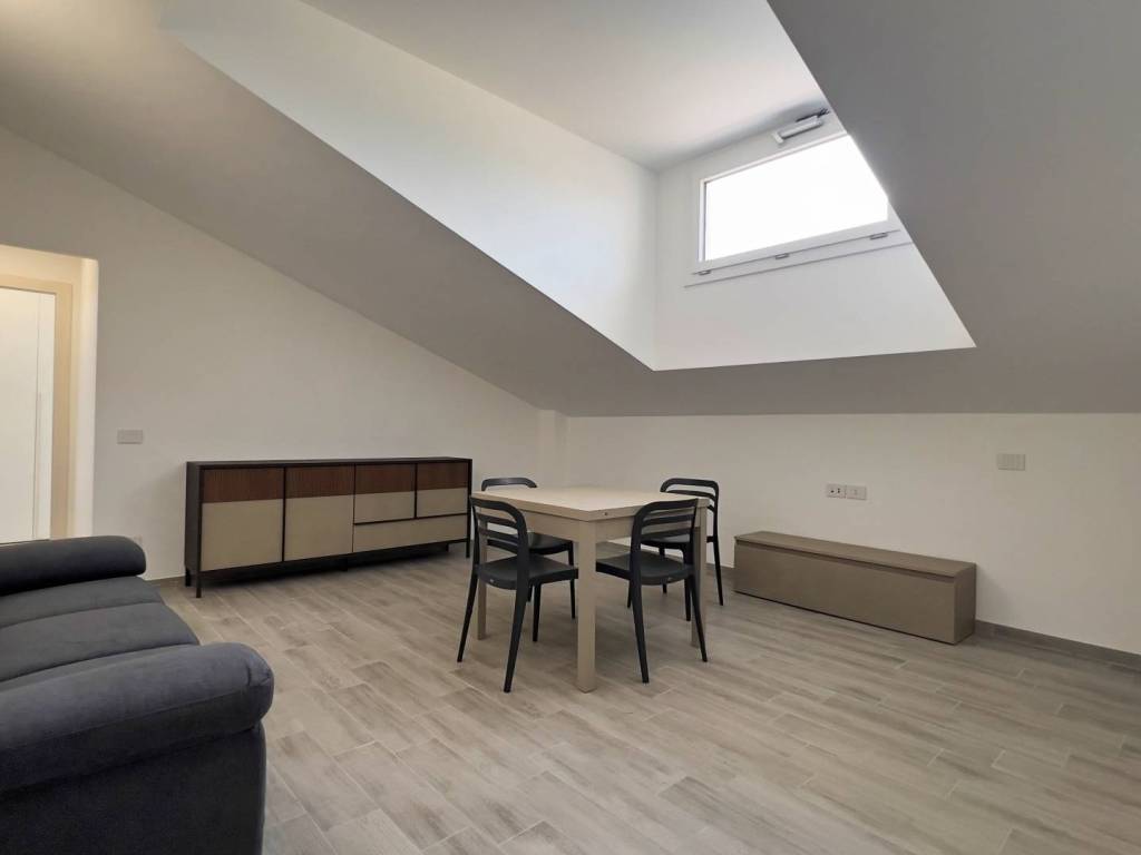 locale commerciale in affitto a Catanzaro in zona Catanzaro Lido