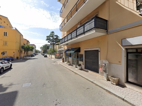 locale commerciale in affitto a Catanzaro in zona Catanzaro Lido