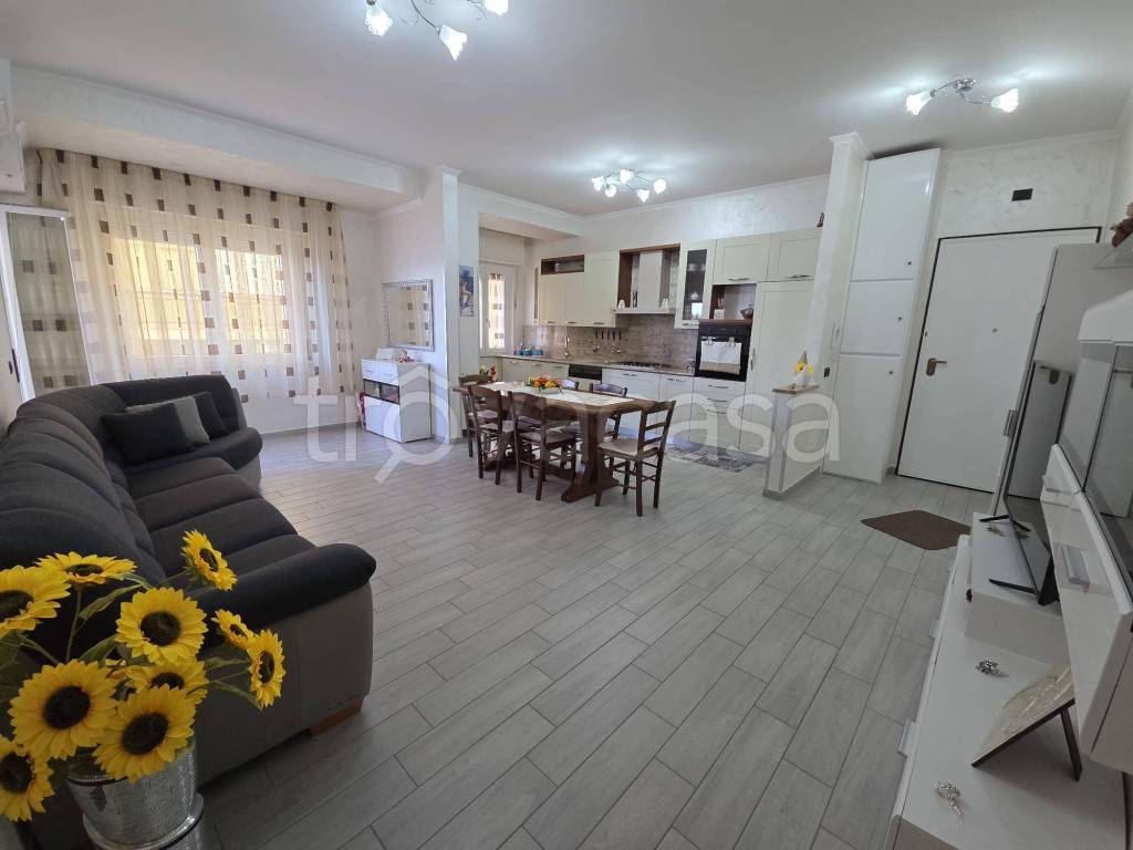 appartamento in affitto a Catanzaro in zona Catanzaro Lido