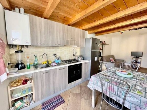 negozio in affitto a Catanzaro in zona Catanzaro Lido