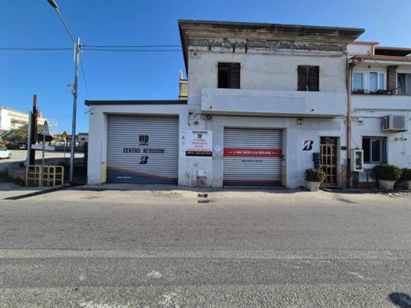 negozio in affitto a Catanzaro in zona Catanzaro Lido