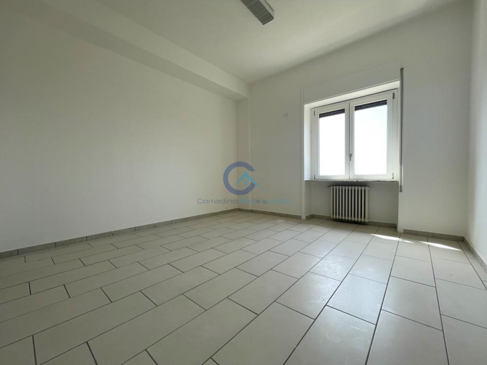 ufficio in affitto a Catanzaro in zona Centro Città