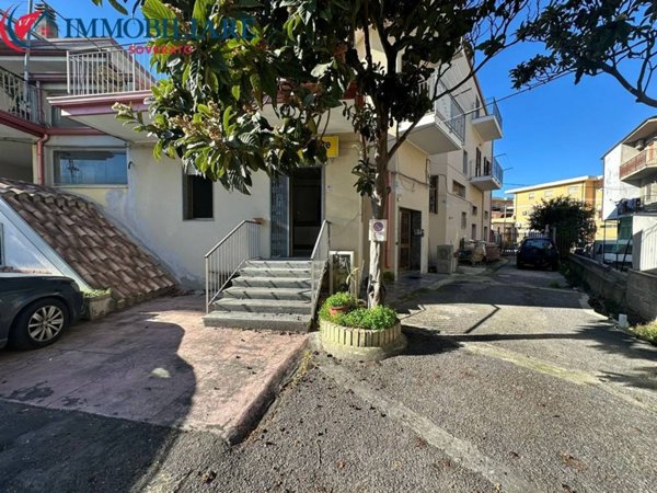 locale commerciale in affitto a Davoli