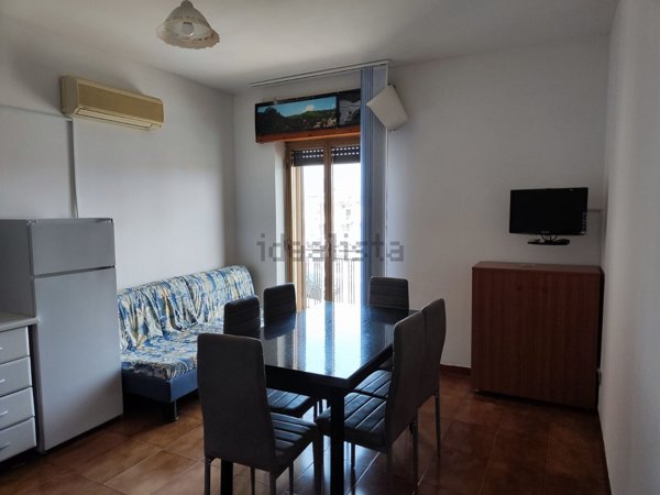 appartamento in affitto a Davoli