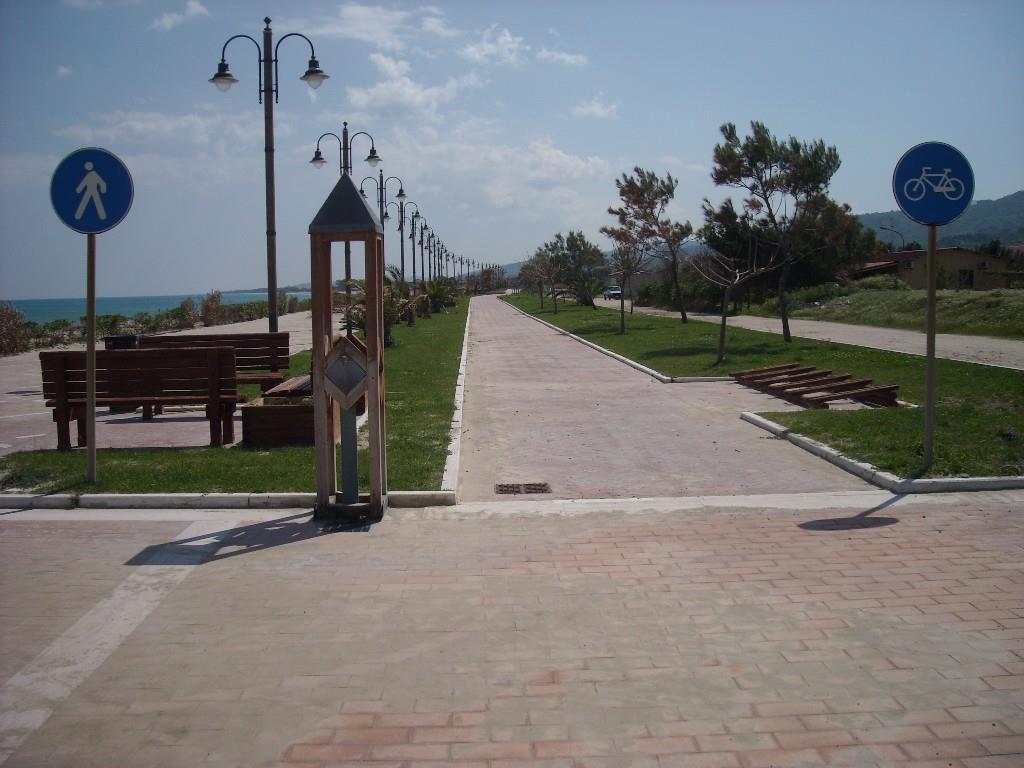 appartamento in affitto a Davoli