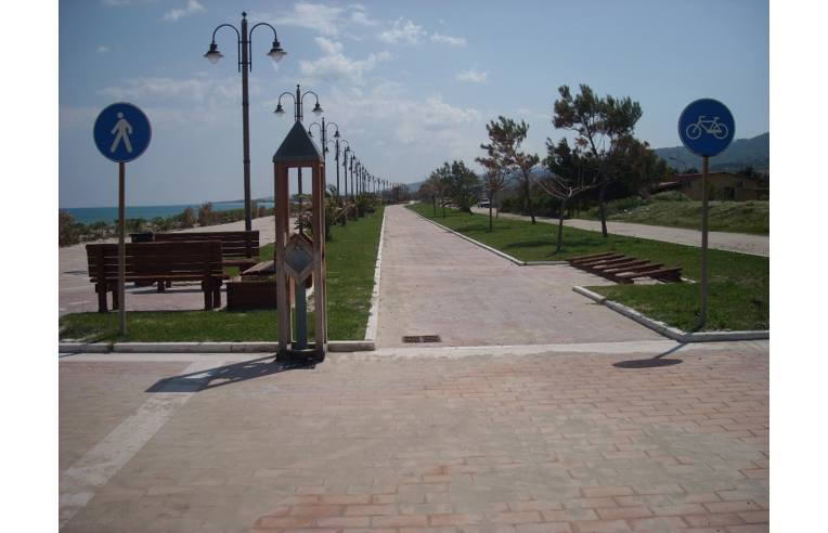 appartamento in affitto a Davoli