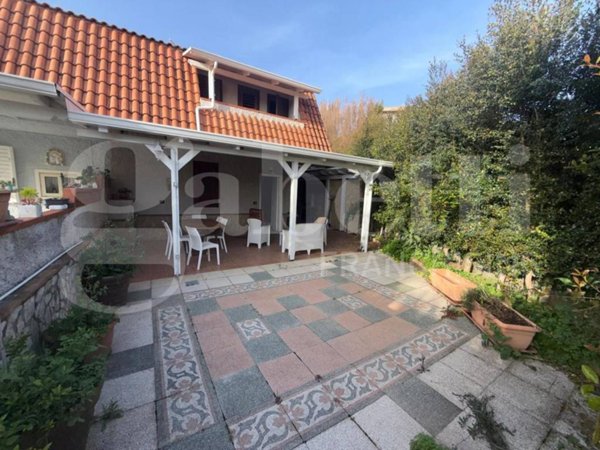 casa indipendente in affitto a Gizzeria