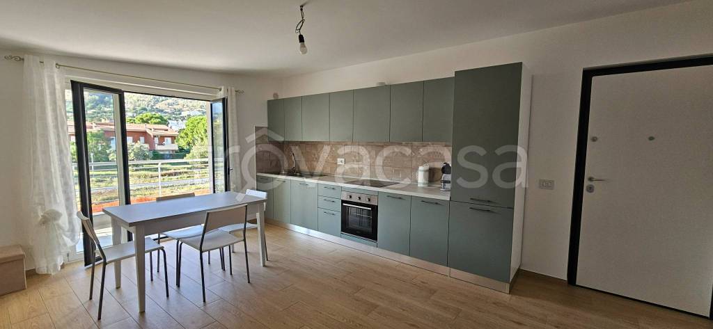 appartamento in affitto a Montauro in zona Calalunga/Pietragrande