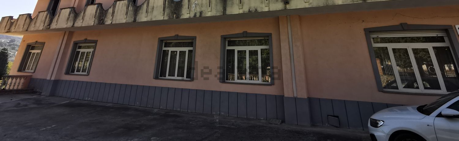 negozio in affitto a Settingiano in zona Martelletto