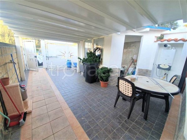 casa indipendente in affitto a Simeri Crichi in zona Simeri Mare