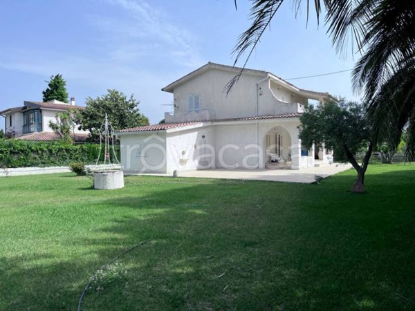 casa indipendente in affitto a Simeri Crichi in zona Simeri Mare
