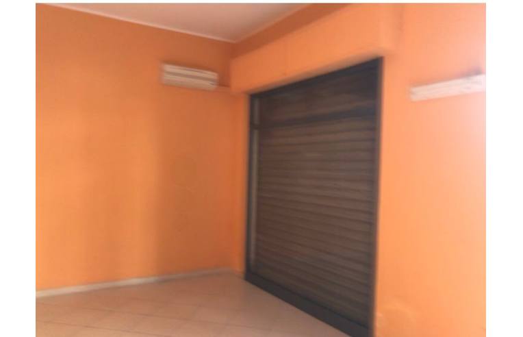 locale commerciale in affitto a Soverato