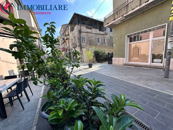 negozio in affitto a Soverato