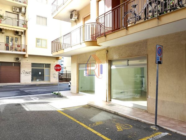 negozio in affitto a Soverato