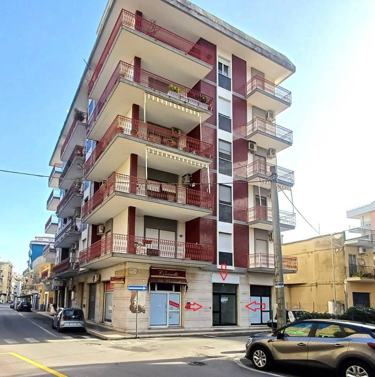 negozio in affitto a Soverato