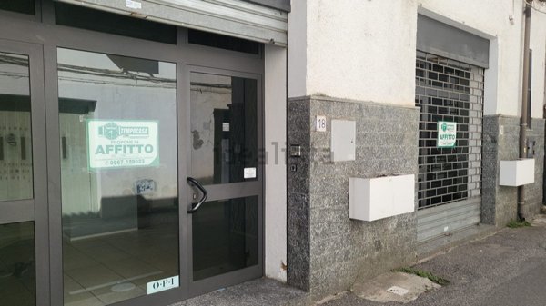 locale commerciale in affitto a Soverato