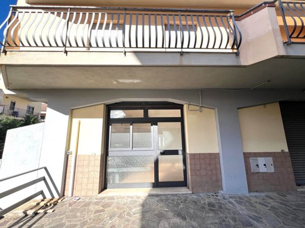 locale commerciale in affitto a Squillace in zona Squillace Lido