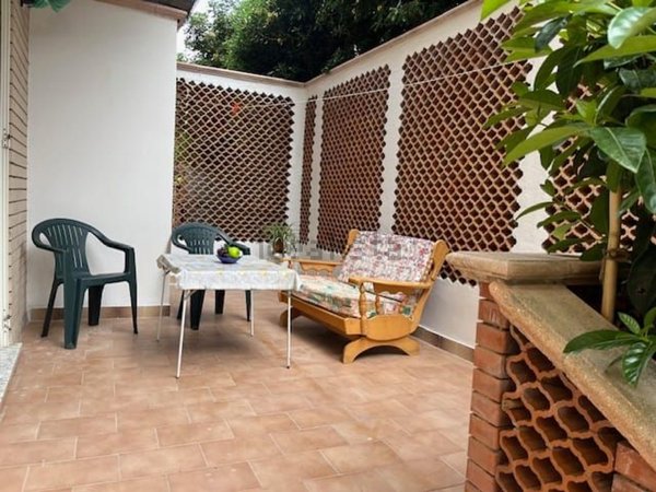 appartamento in affitto a Stalettì in zona Copanello