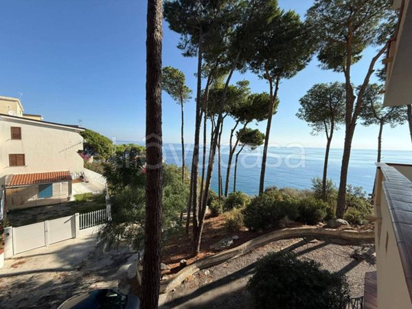 monolocale in affitto a Stalettì in zona Copanello