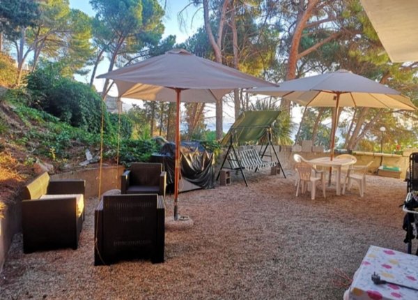 appartamento in affitto a Stalettì in zona Copanello