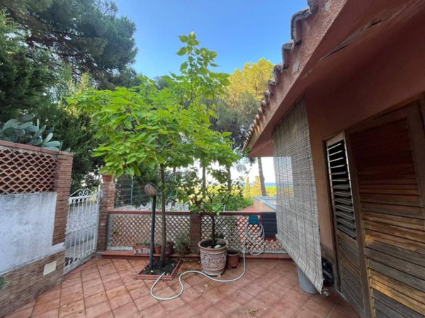 appartamento in affitto a Stalettì in zona Copanello