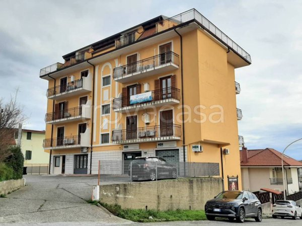 ufficio in affitto a Lamezia Terme in zona Sambiase
