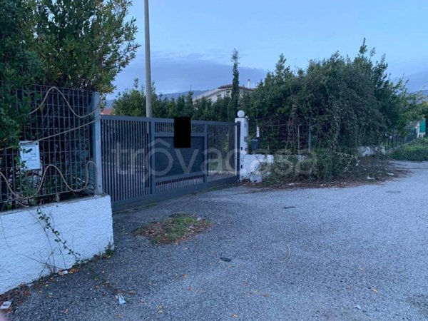 locale commerciale in affitto a Lamezia Terme