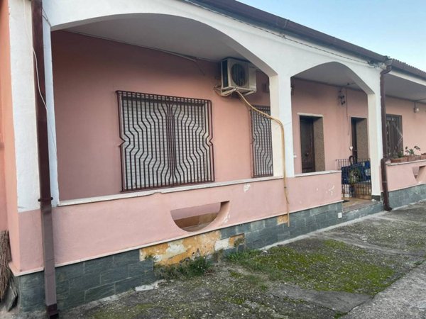appartamento in affitto a Lamezia Terme in zona Nicastro