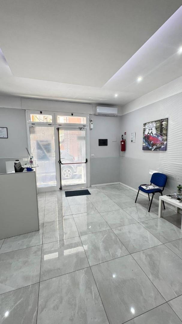 locale commerciale in affitto a Lamezia Terme