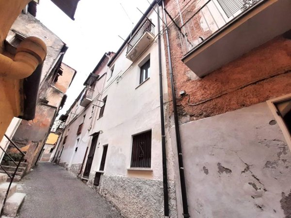casa indipendente in affitto a Lamezia Terme in zona Sambiase