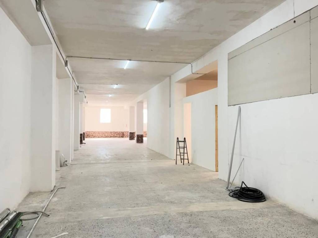 locale commerciale in affitto a Lamezia Terme in zona Nicastro