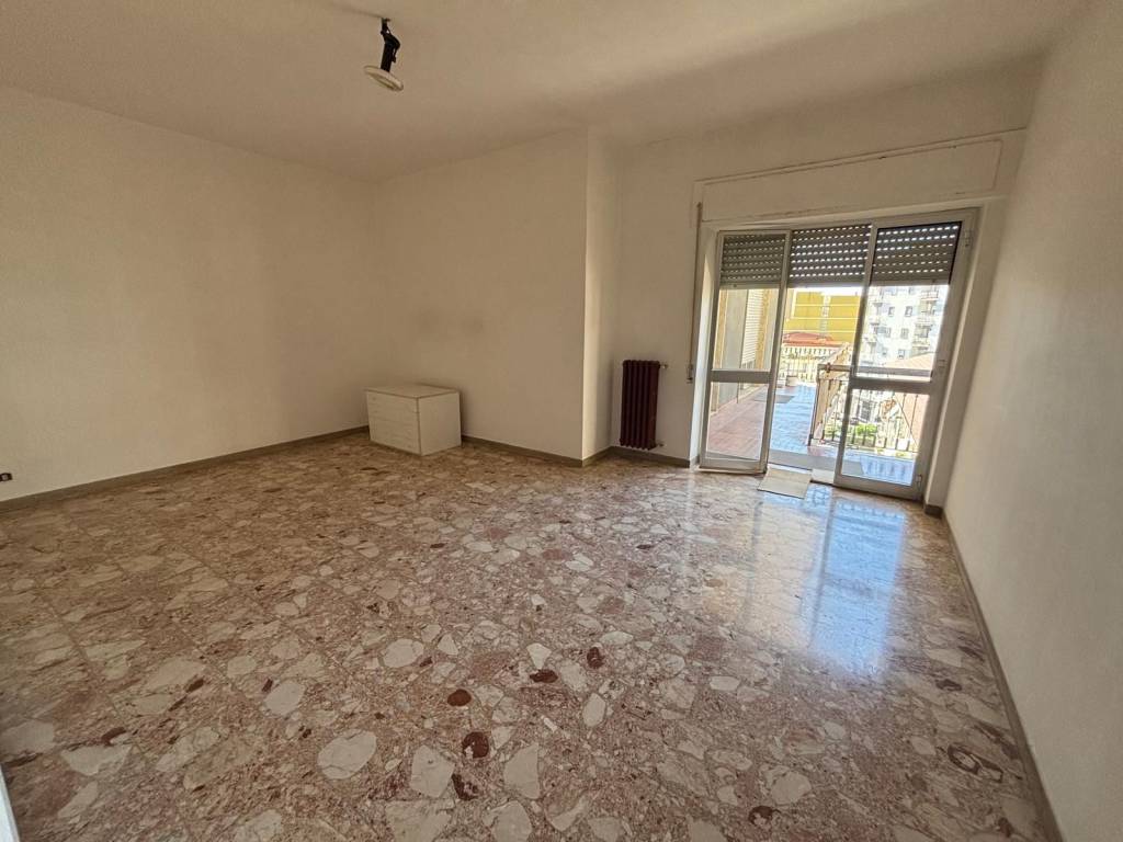 appartamento in affitto a Lamezia Terme in zona Nicastro