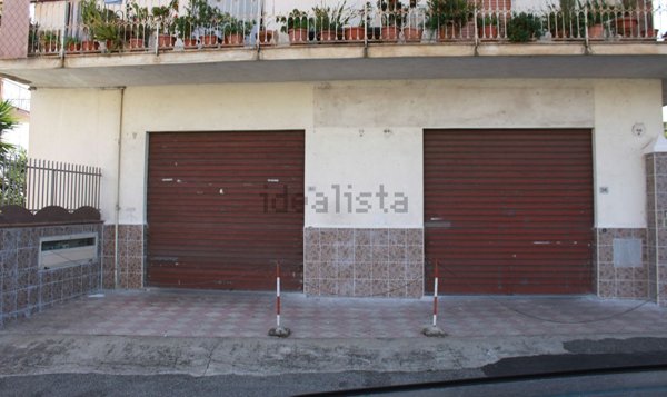 locale commerciale in affitto a Lamezia Terme in zona Nicastro