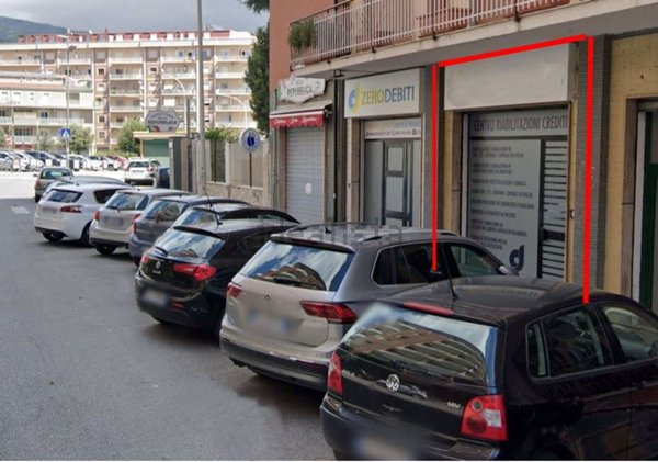 locale commerciale in affitto a Lamezia Terme