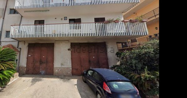 locale commerciale in affitto a Lamezia Terme