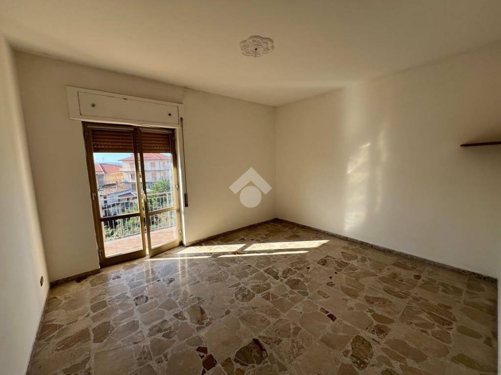 appartamento in affitto a Lamezia Terme in zona Sambiase