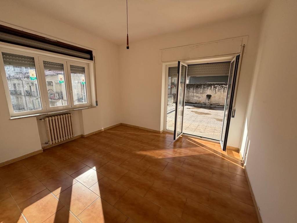 appartamento in affitto a Lamezia Terme in zona Nicastro