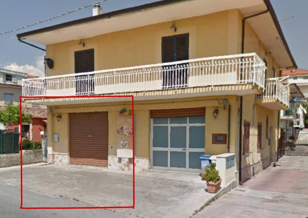 locale commerciale in affitto a Lamezia Terme in zona Nicastro